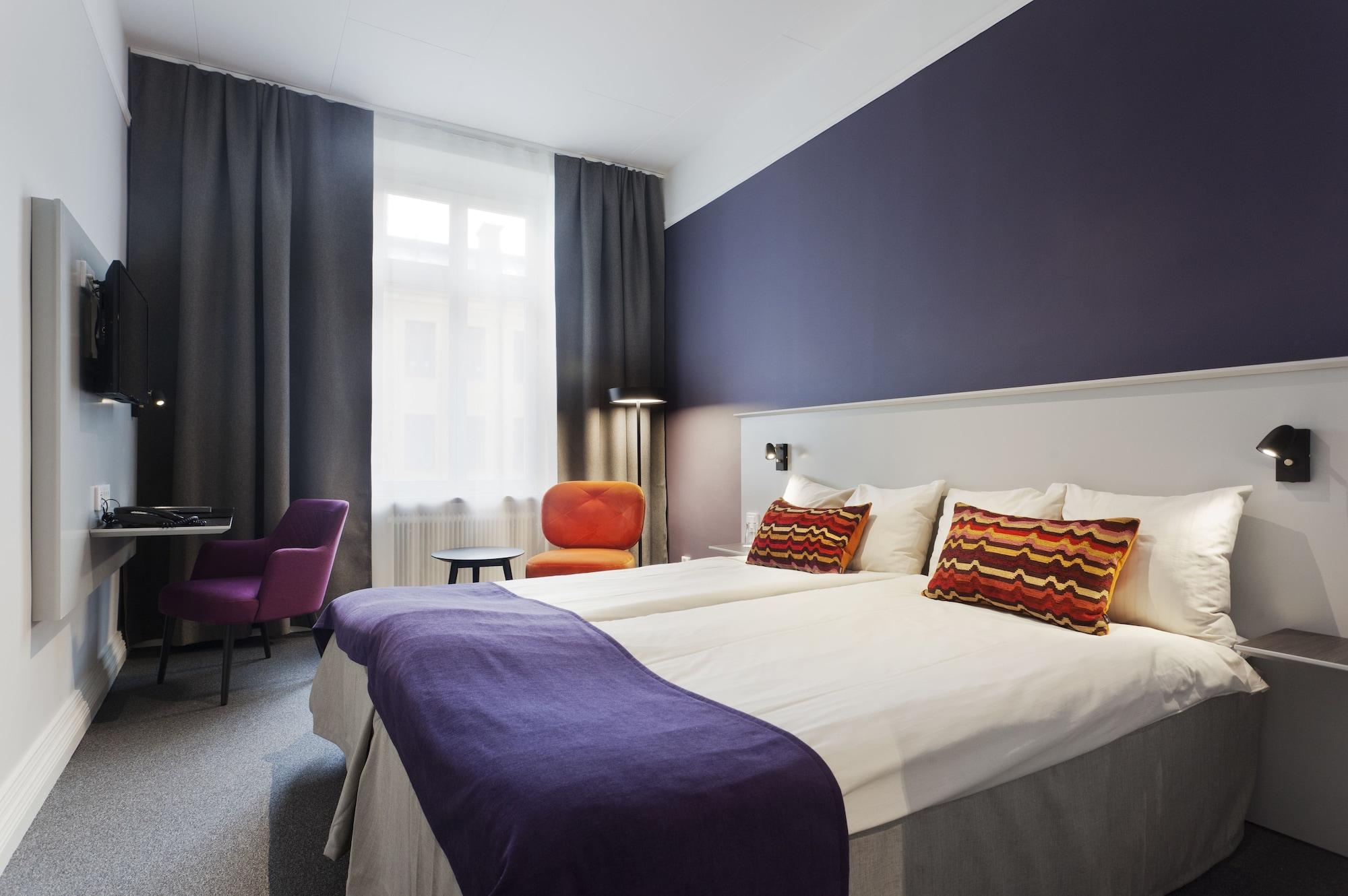 Hotel Oerebro Extérieur photo