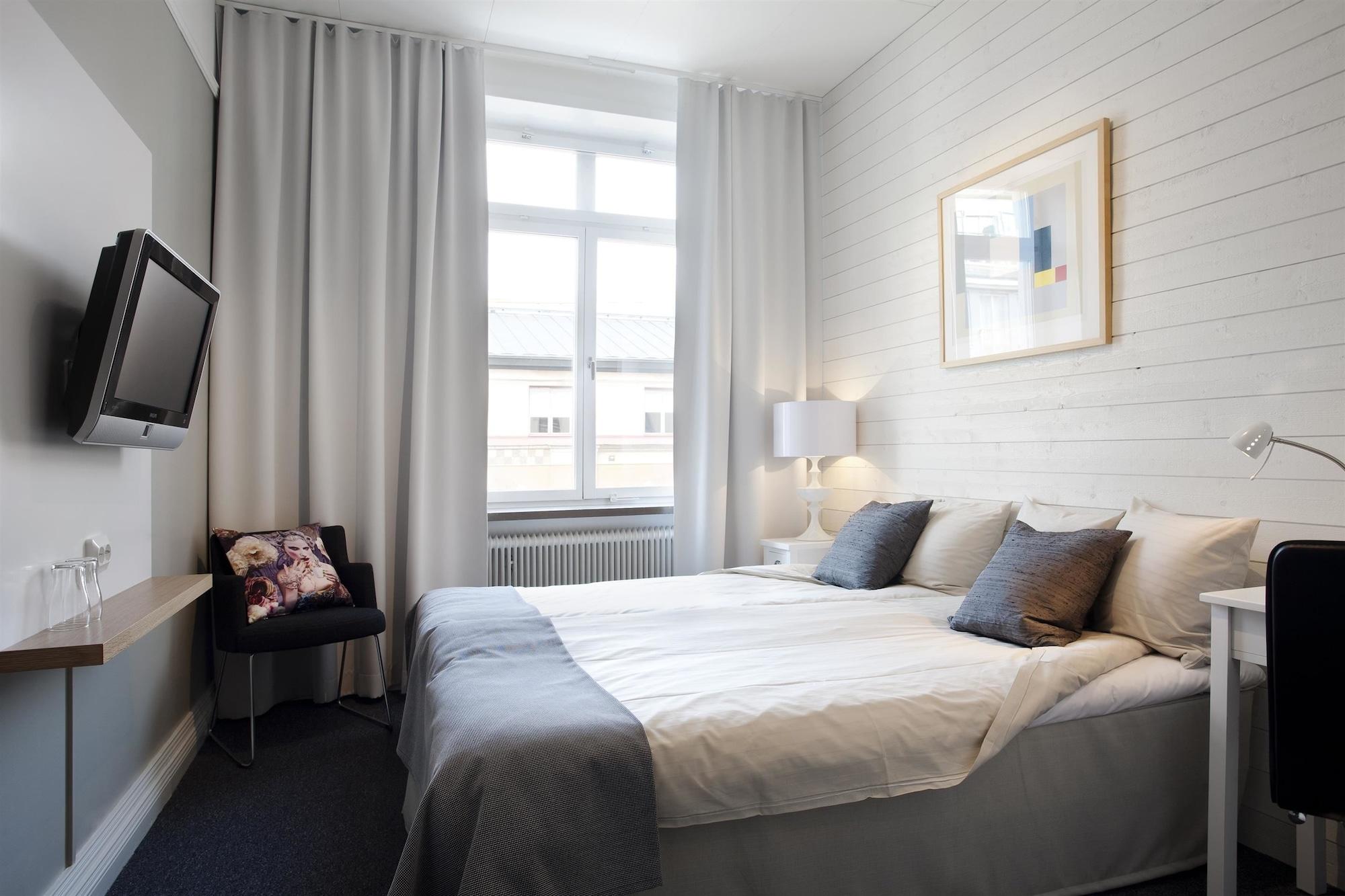 Hotel Oerebro Extérieur photo