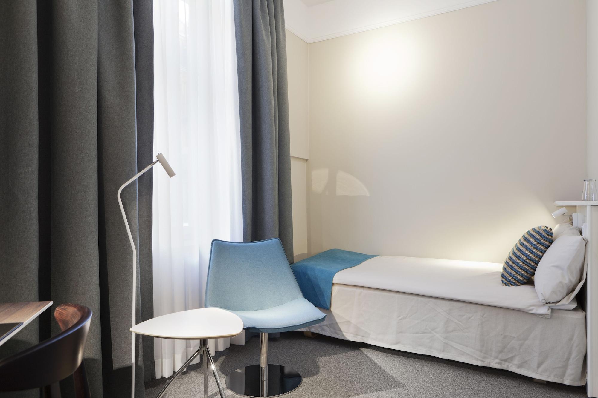 Hotel Oerebro Extérieur photo