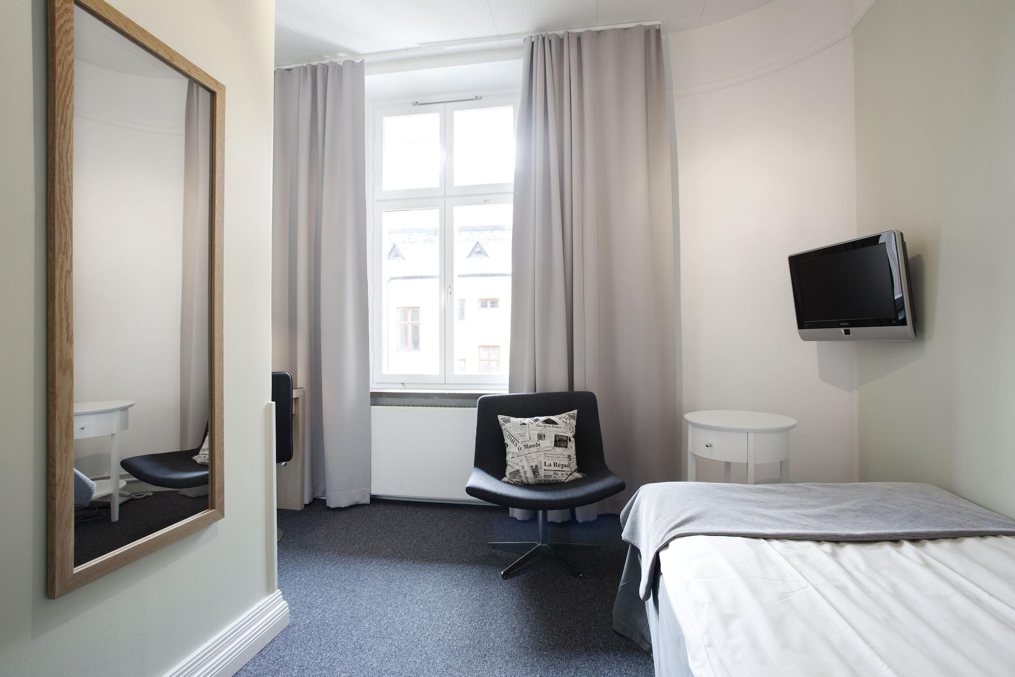 Hotel Oerebro Extérieur photo
