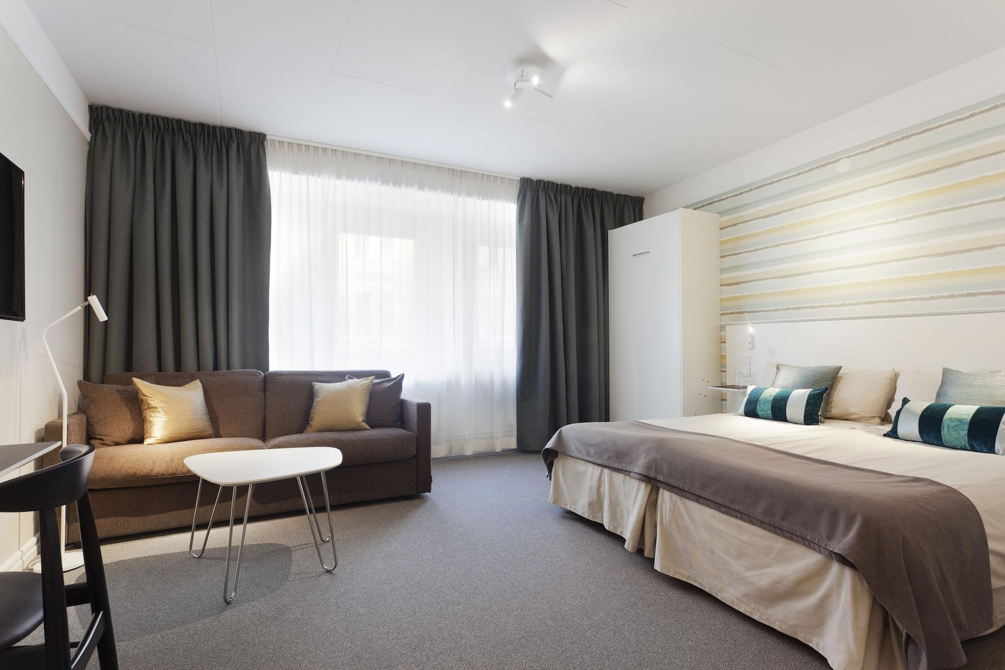 Hotel Oerebro Extérieur photo
